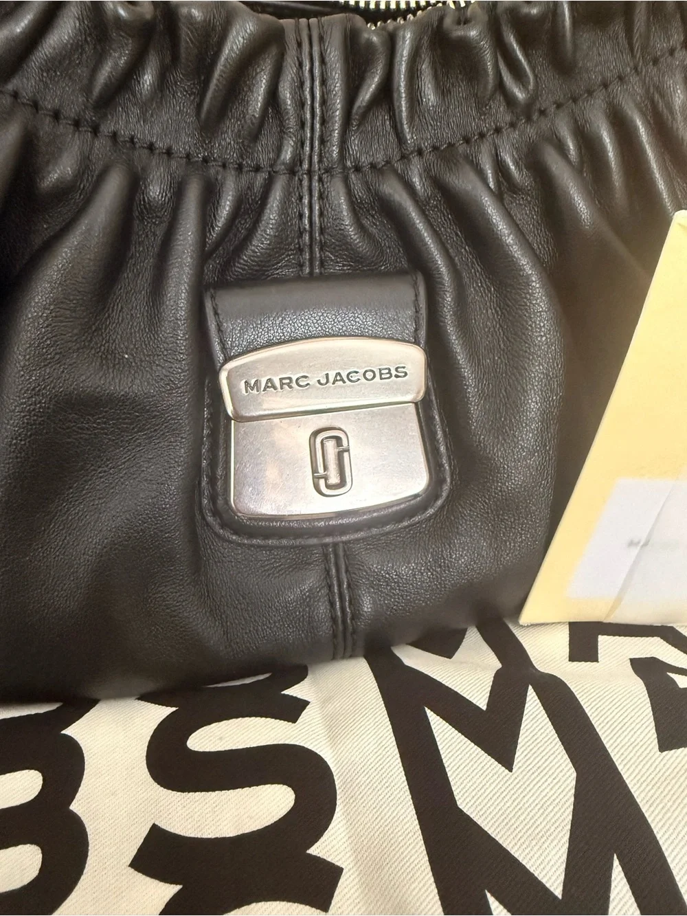 Marc Jacobs Black Leather Ruched Shoulder Bag with Double Handles - Picture 2 of 6
